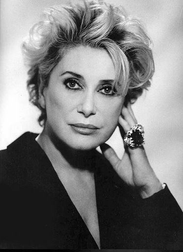 catherine-deneuve-cheveux-courts-78_4 Catherine deneuve cheveux courts