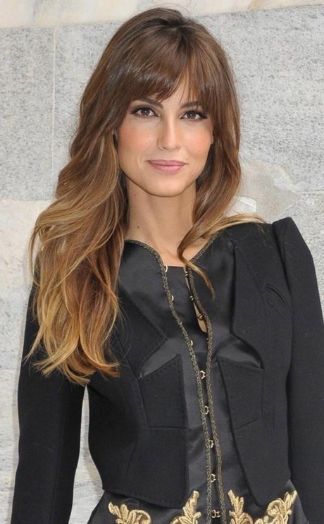 cheveux-gris-court-femme-60-ans-24_15 Cheveux gris court femme 60 ans