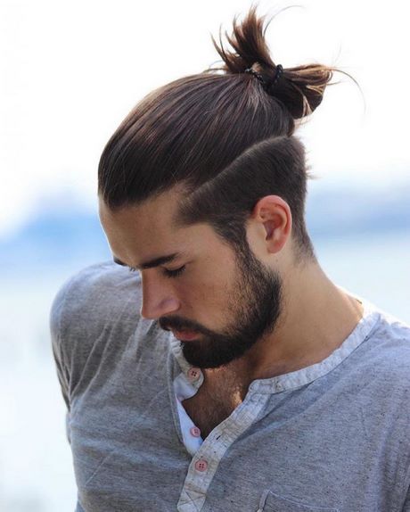 cheveux-long-homme-chignon-41_2 Cheveux long homme chignon