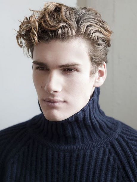 cheveux-mi-long-boucle-homme-04_11 Cheveux mi long bouclé homme