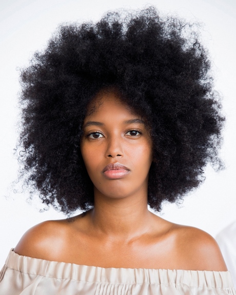 coupe-courte-femme-noire-cheveux-defrises-32_13 Coupe courte femme noire cheveux défrisés