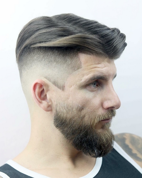 coupe-de-cheveux-homme-rase-sur-les-cote-long-dessus-97_2 Coupe de cheveux homme rasé sur les coté long dessus
