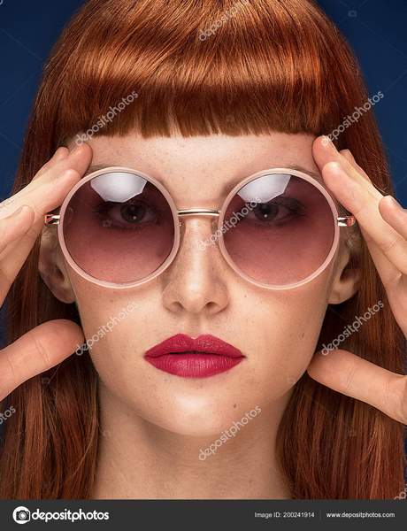 modele-de-coupe-de-cheveux-femme-avec-lunette-97_7 Modele de coupe de cheveux femme avec lunette