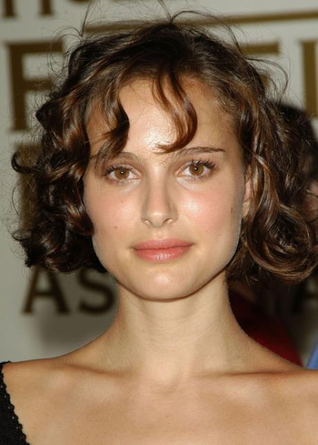 natalie-portman-cheveux-courts-43_14 Natalie portman cheveux courts